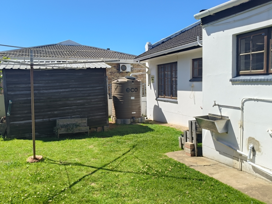 3 Bedroom Property for Sale in Wavecrest Eastern Cape